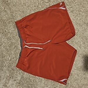 Vuori men’s athletic shorts 7” rust red xl